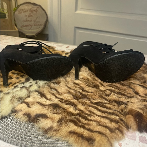 3/$20 💥 Chinese Laundry Strappy Lace-up Black Heels | Size 6.5 - Picture 8 of 10
